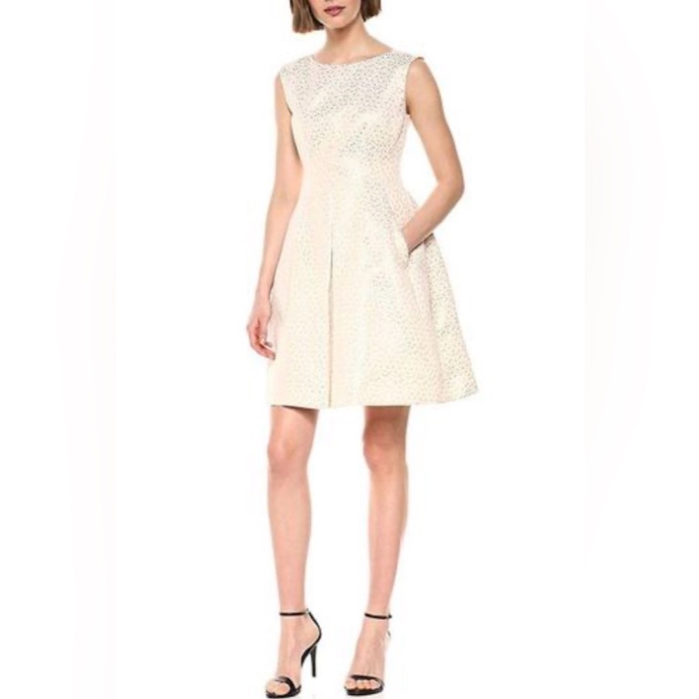 ANNE KLEIN Women's NWT fit & flare Cocktail Dress with Side Pockets. Size: (4) - Picture 2 of 11